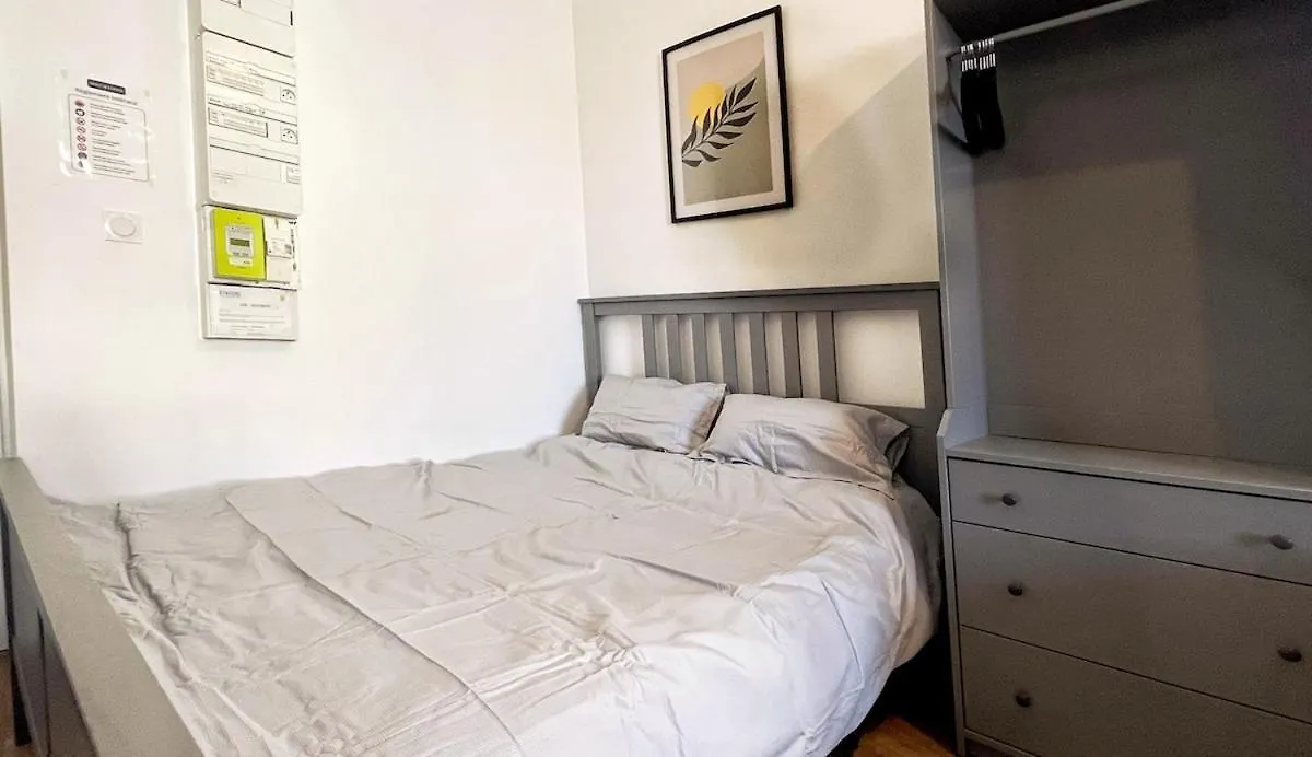 Studio Chic Au Style Retro Moderne Saint-Genix-sur-Guiers 0*,  Francia